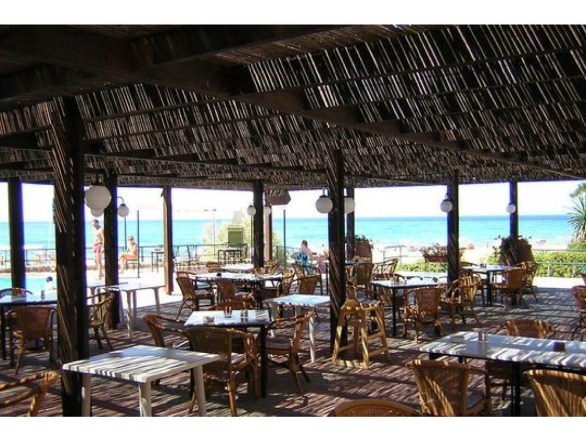 גליפאדה Seafront Calista Beach House With Garden מראה חיצוני תמונה